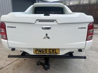 Used Mitsubishi L200 178 HP (130 kW) 2015 White Pickup