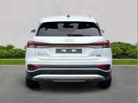 Nouă Audi Q4 e-tron S-Line 206 kW (281 CP) 2025 Other SUV