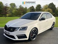 Begagnad Skoda Octavia vRS 184 HK (135 kW) 2017 Vit Halvkombi