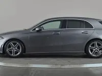 Usado Mercedes A200 AMG Line Premium 163 CV (119 kW) 2019 Gris Utilitario