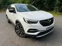 Used Vauxhall Grandland X Elite 130 HP (95 kW) 2018 White SUV