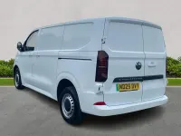 Second-hand VW Transporter 100 kW (136 CP) 2025 Alb Van
