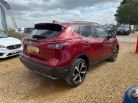 Used Nissan Qashqai S 140 HP (102 kW) 2019 Red SUV