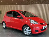 Used Toyota Aygo 68 HP (50 kW) 2011 Red Hatchback