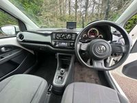 Used VW up! move up! 60 HP (44 kW) 2013 White Hatchback