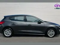Używany Ford Focus Titanium 125 KM (91 kW) 2022 Szary Hatchback