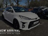 Used Toyota Yaris 257 HP (189 kW) 2021 White Hatchback