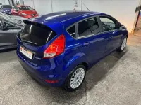 Used Ford Fiesta Titanium 125 HP (91 kW) 2014 Blue Hatchback