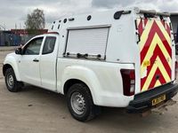 Second-hand Isuzu D-Max 2015 Alb Pickup