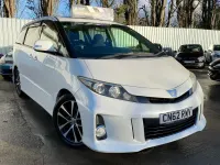 Begagnad Toyota Estima 2026 Vit Minibuss