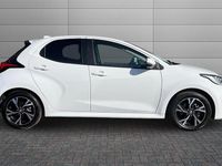 Used Toyota Yaris Hybrid Design 116 HP (85 kW) 2024 Pure white Hatchback
