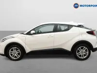 Used Toyota C-HR 2021 White SUV