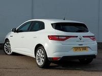 Used Renault Mégane IV Play 140 HP (102 kW) 2019 White Hatchback