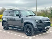 Usado Land Rover Defender HSE Dynamic 300 HP (220 kW) 2024 Cinzento SUV