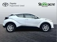 Used Toyota C-HR 120 HP (88 kW) 2023 White SUV