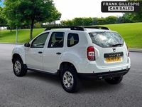 Second-hand Dacia Duster Ambiance 2016 Alb SUV