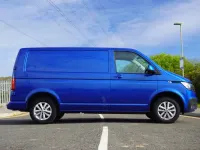 Używany VW Transporter Highline 2024 Niebieski Van