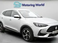Usado MG HS Trophy 162 HP (119 kW) 2024 Prateado SUV