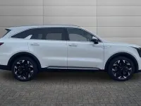 Used Kia Sorento 190 HP (139 kW) 2026 White pearl SUV