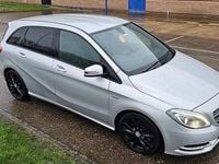 Used Mercedes B180 109 HP (80 kW) 2012 Silver MPV