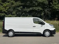 Used Renault Trafic Business 114 HP (83 kW) 2015 White MPV