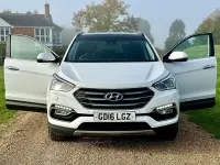 Used Hyundai Santa Fe Premium SE 200 HP (147 kW) 2016 White SUV