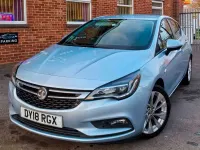 Gebraucht Vauxhall Astra Design Edition 101 PS (74 kW) 2018 Silber Kleinwagen