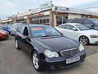 Used Mercedes C220 Avantgarde 147 HP (108 kW) 2007 Black Estate