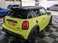 Usado Mini Cooper S Hatch 2024 Amarelo Citadino