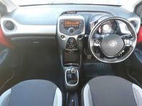 Used Toyota Aygo X-play 68 HP (50 kW) 2016 Red Hatchback