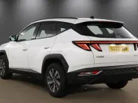 Used Hyundai Tucson SE 150 HP (110 kW) 2022 White SUV