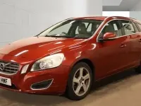 Used Volvo V60 SE 115 HP (84 kW) 2011 Red Estate