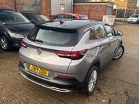 Used Vauxhall Grandland X Sport 130 HP (95 kW) 2019 Grey SUV