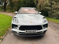 used Porsche Macan (2018/68)PDK auto 5d