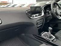 Used Kia Ceed GT-Line 138 HP (101 kW) 2025 Red Hatchback