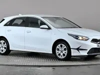 Used Kia Ceed 160 HP (117 kW) 2023 White Hatchback