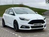 Usado Ford Focus ST 2016 Branco Citadino