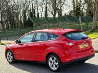 Używany Ford Focus Zetec 2013 Czerwony Hatchback