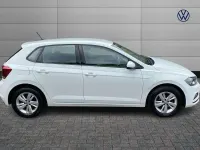 Used VW Polo SE 94 HP (69 kW) 2019 White Hatchback