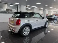 Usado Mini Cooper S Hatch 2016 Plateado Utilitario