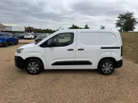 Used Citroën Berlingo 75 HP (55 kW) 2021 White MPV