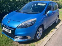 Usado Renault Scénic III Dynamique 110 CV (80 kW) 2012 Azul Monovolumen
