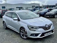 Used Renault Mégane GrandTour Signature 110 HP (80 kW) 2016 Silver Estate