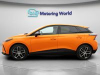 Used MG MG4 EV Trophy 150 kW (204 HP) 2024 Orange Hatchback