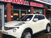 Used Nissan Juke Acenta Premium 110 HP (80 kW) 2015 White SUV