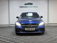 Usado Mercedes C220 AMG line 194 HP (142 kW) 2019 Azul Sedan