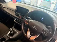 Used Hyundai i30 SE 120 HP (88 kW) 2017 White Hatchback