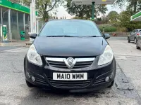 Second-hand Vauxhall Corsa 2010 Negru Hatchback