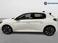 Used Peugeot 208 Allure 101 HP (74 kW) 2025 White Hatchback