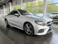 Begagnad Mercedes E220 AMG line 194 HK (142 kW) 2018 Silver Sportkupé